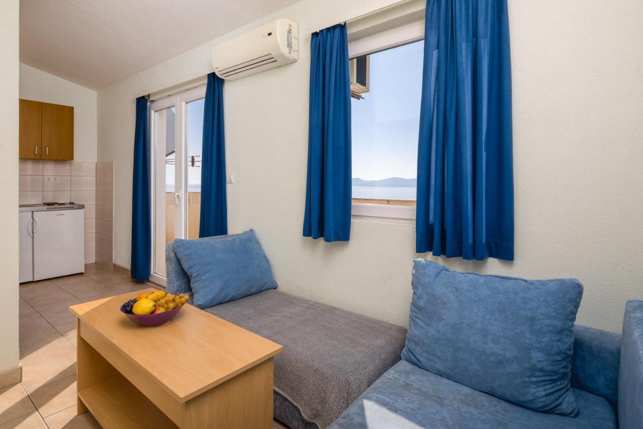 Apartments & Restaurant Galeb Marusici  Exterior photo